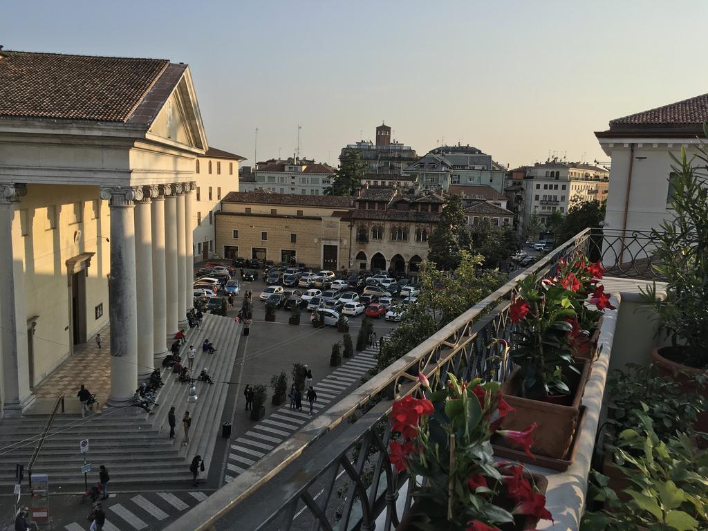 La Loggia Al Duomo - Treviso Apartment Exterior foto