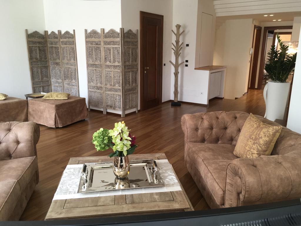 La Loggia Al Duomo - Treviso Apartment Exterior foto