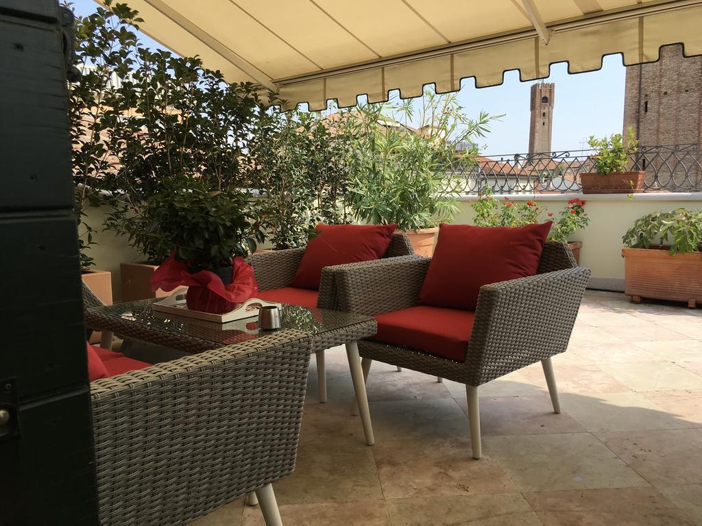 La Loggia Al Duomo - Treviso Apartment Exterior foto